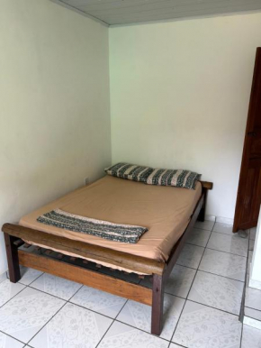 Quarto em casa compartilhada